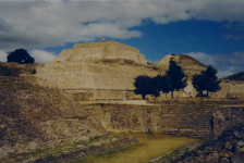 Archäologische Stätte Monte Alban II